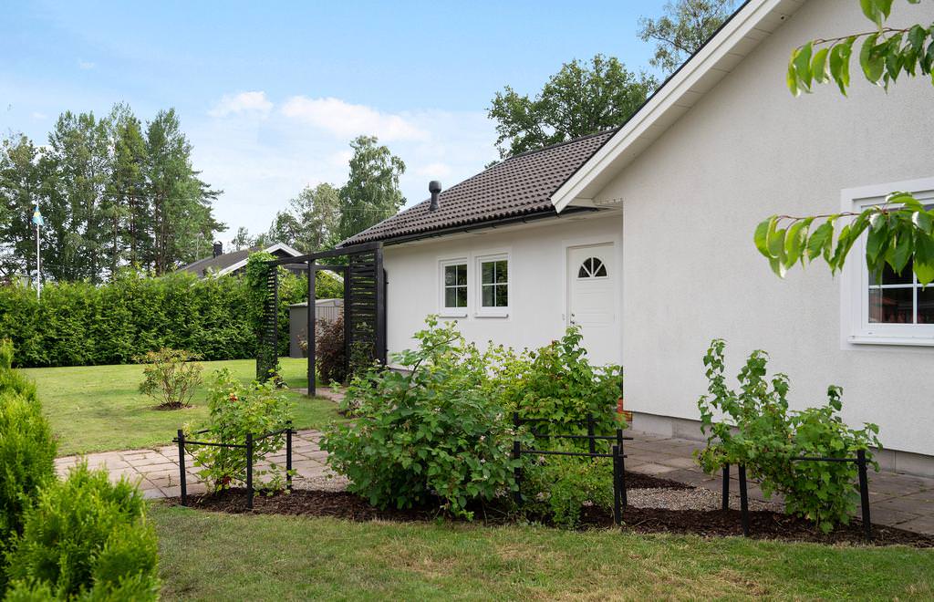 Renoverad skorssten till villaägare. Tyresö Sjöberga